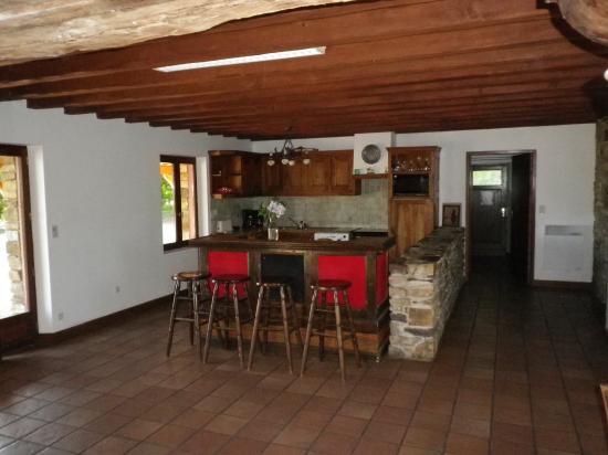 Salle et cuisine
